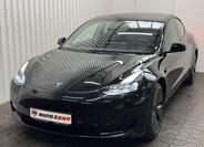 Tesla Model 3 1