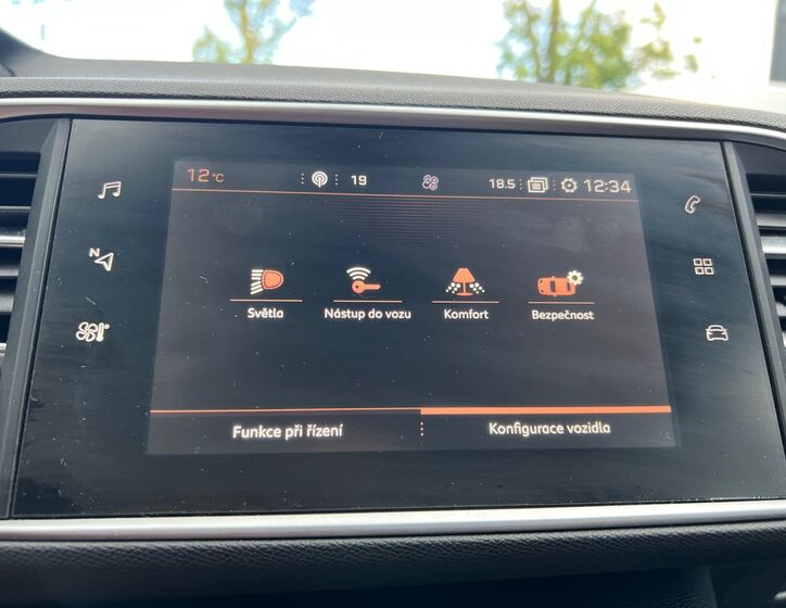 Peugeot 308 19