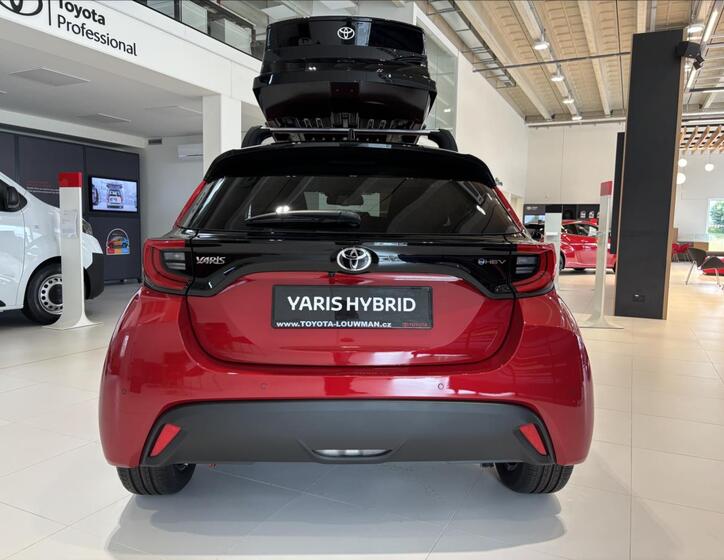 Toyota Yaris 6