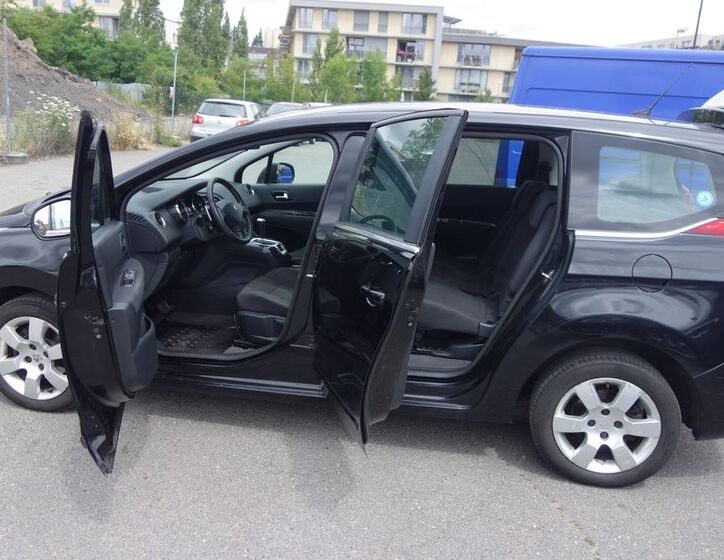 Peugeot 5008 24