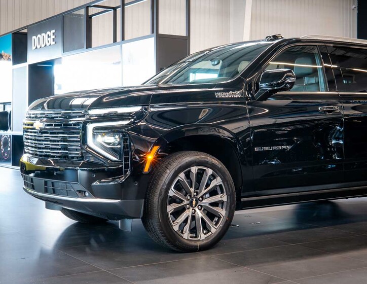 Chevrolet Suburban 15