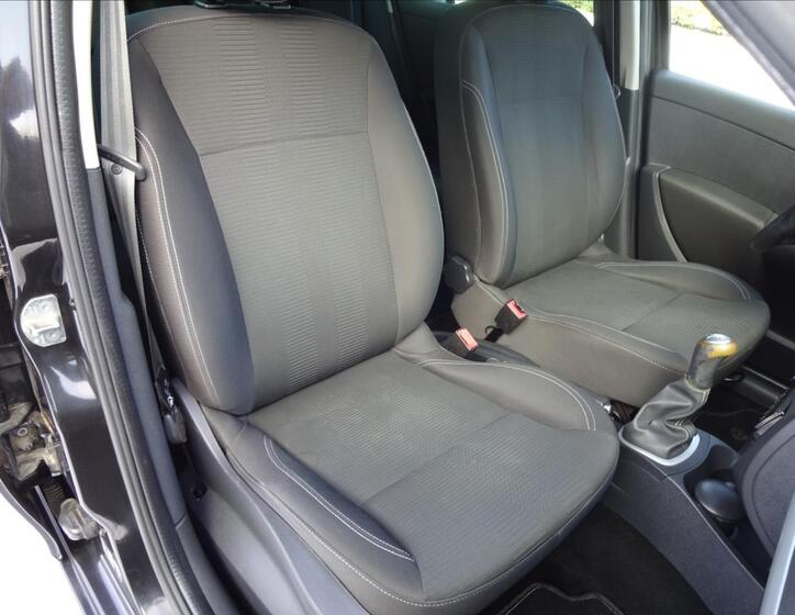 Renault Clio 28