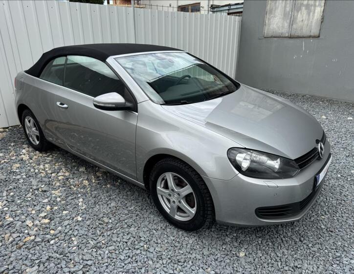 Volkswagen Golf 12