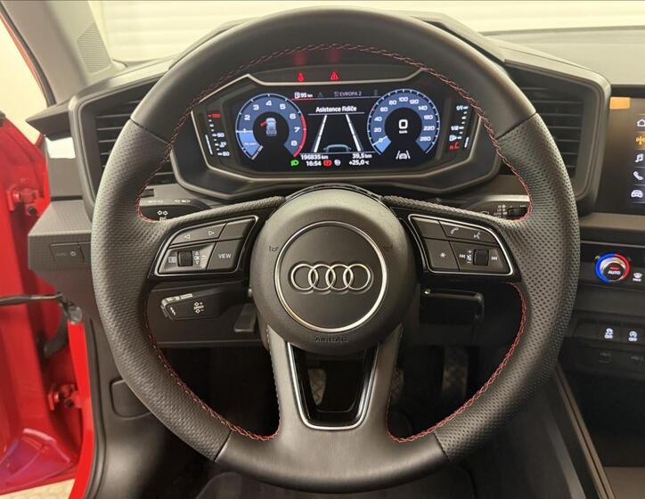 Audi A1 10