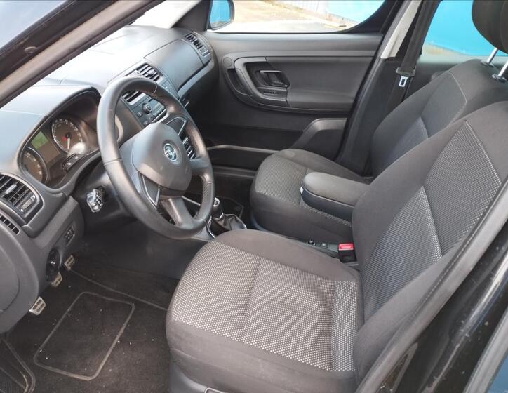 Škoda Roomster 7