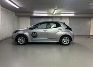 Toyota Yaris 8