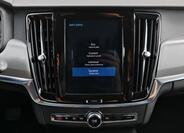 Volvo V90 30