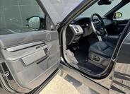 Land Rover Discovery 10