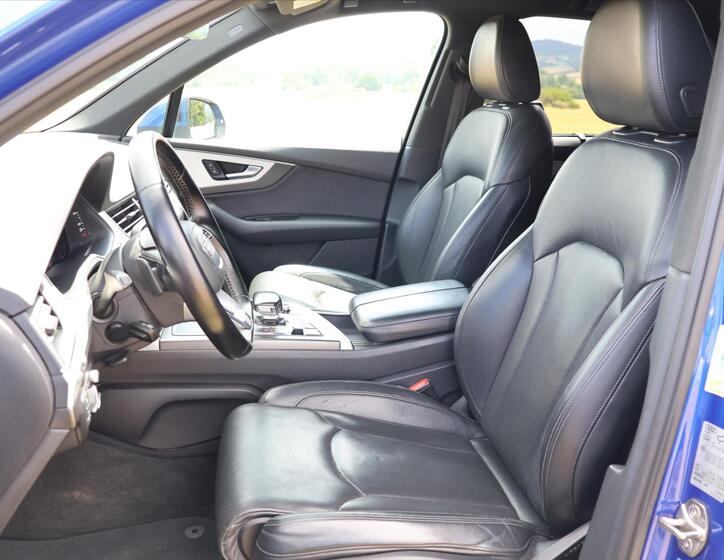 Audi SQ7 13
