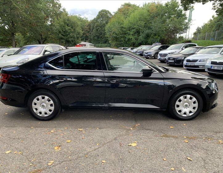 Škoda Superb 4