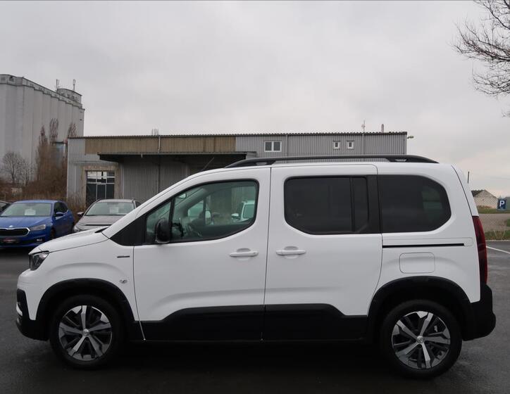 Peugeot Rifter 6