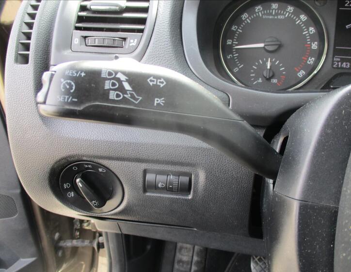 Škoda Roomster 16