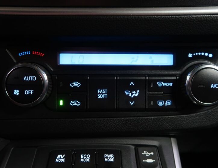 Toyota Auris 29