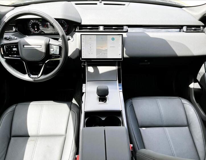 Land Rover Range Rover Velar 14