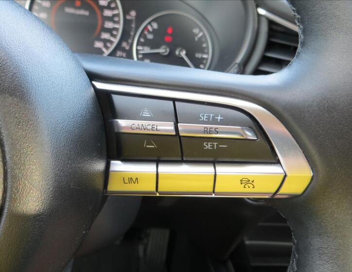 Mazda CX-30 19