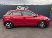 Hyundai i20 6
