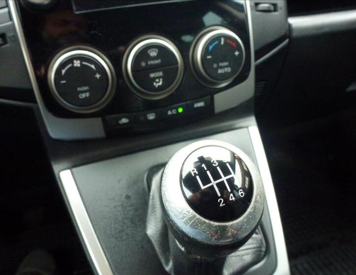 Mazda 5 35