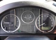 Land Rover Defender 20