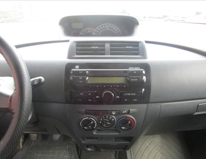 Daihatsu Materia 9