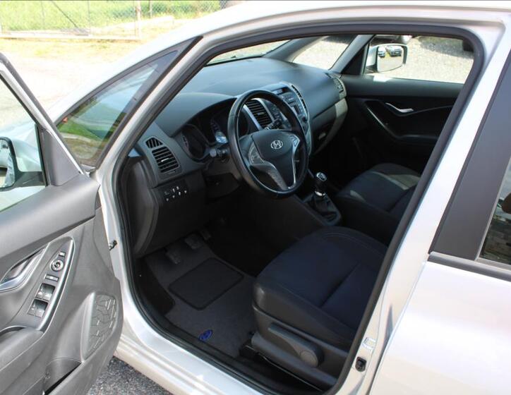 Hyundai ix20 9