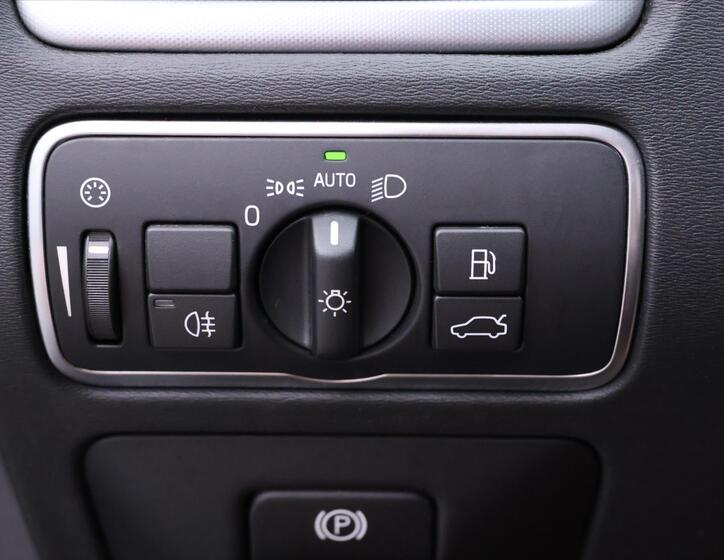 Volvo XC70 19