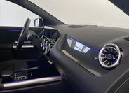 Mercedes-Benz GLA 17