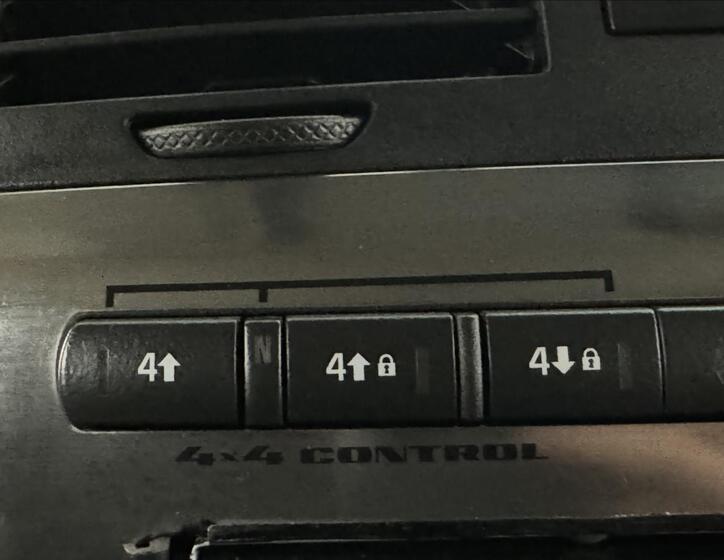 Hummer H3 13