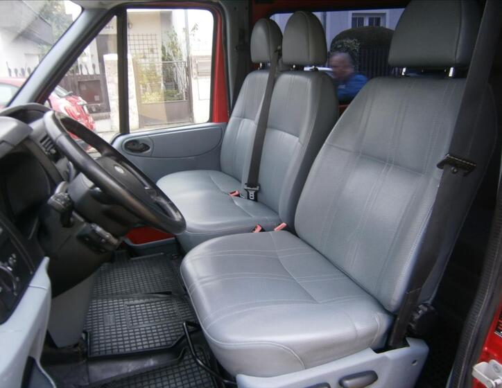 Ford Transit 11
