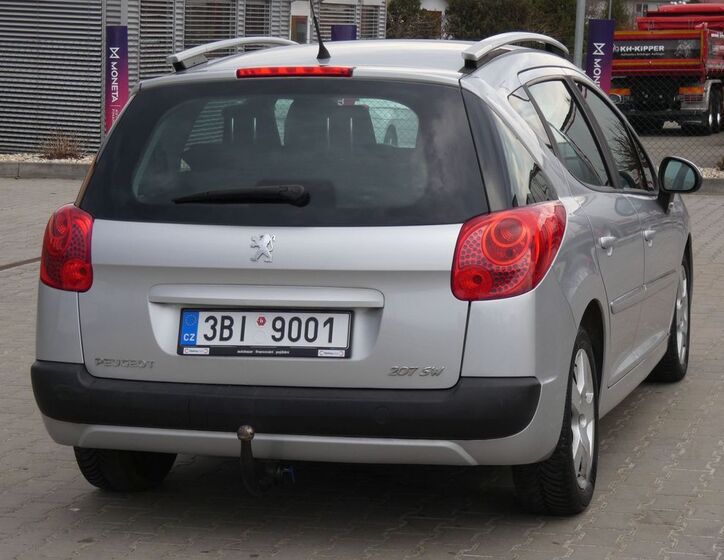Peugeot 207 9