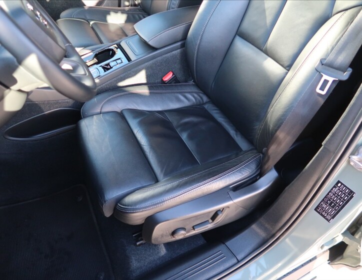 Volvo XC40 24