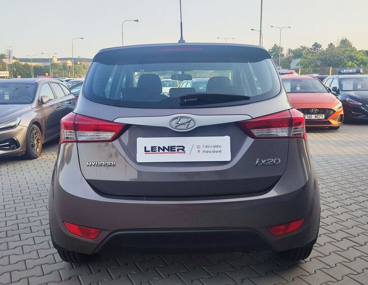 Hyundai ix20 6
