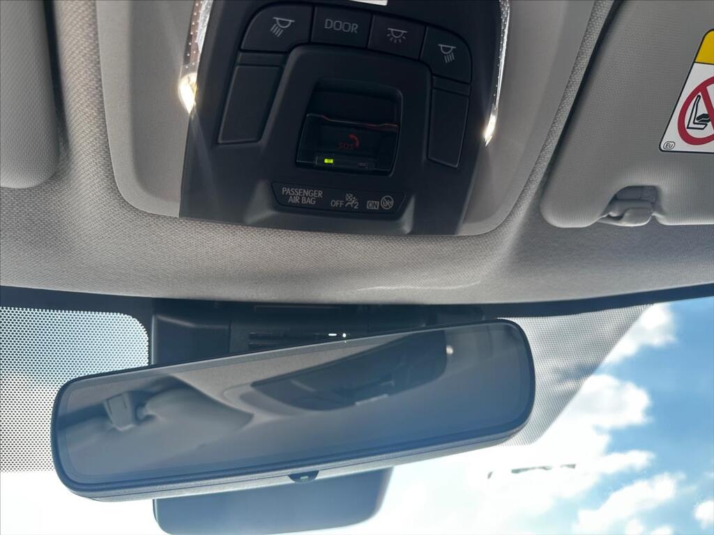 Toyota Corolla 13
