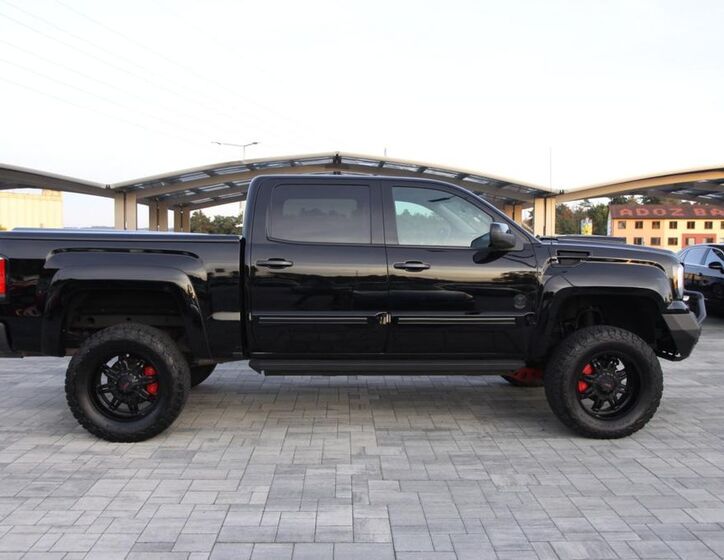 GMC Sierra 7