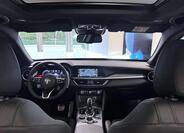 Alfa Romeo Stelvio 19