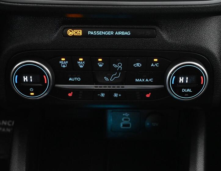Ford Focus 22