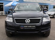 Volkswagen Touareg 2