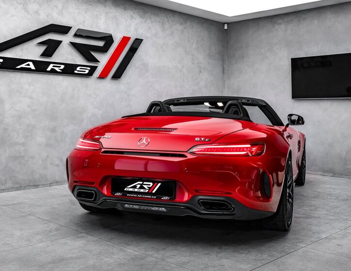 Mercedes-Benz AMG GT 8