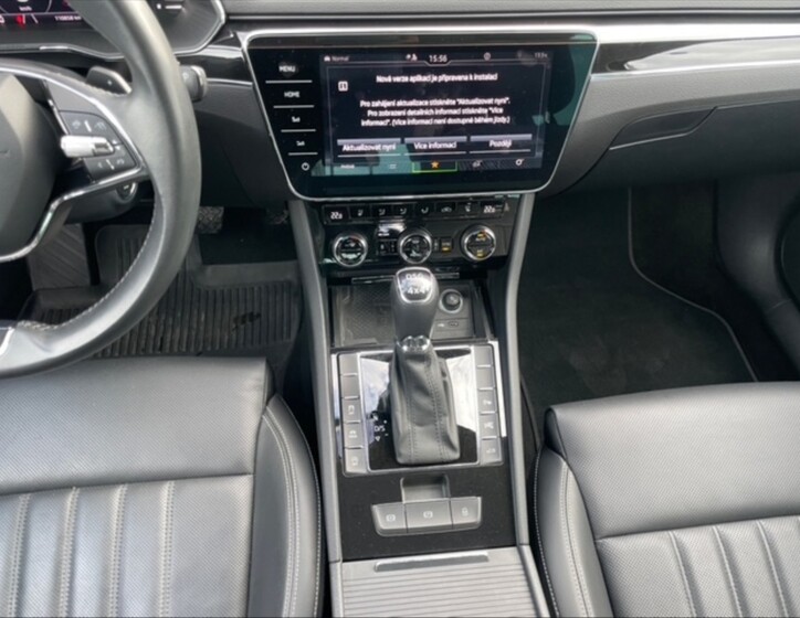 Škoda Superb 10