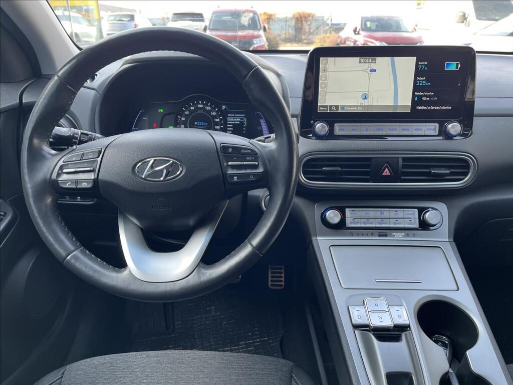 Hyundai Kona 11