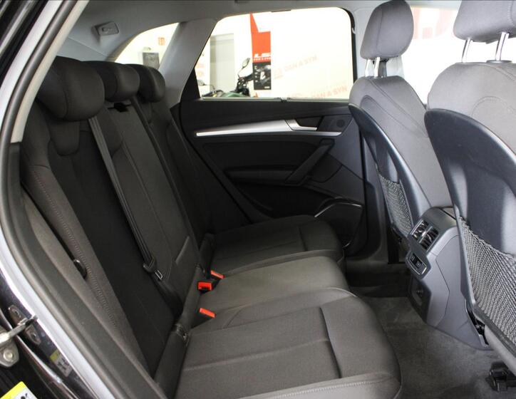 Audi Q5 13