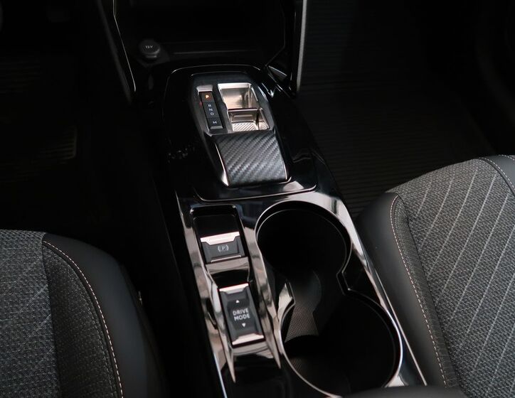Peugeot 208 16