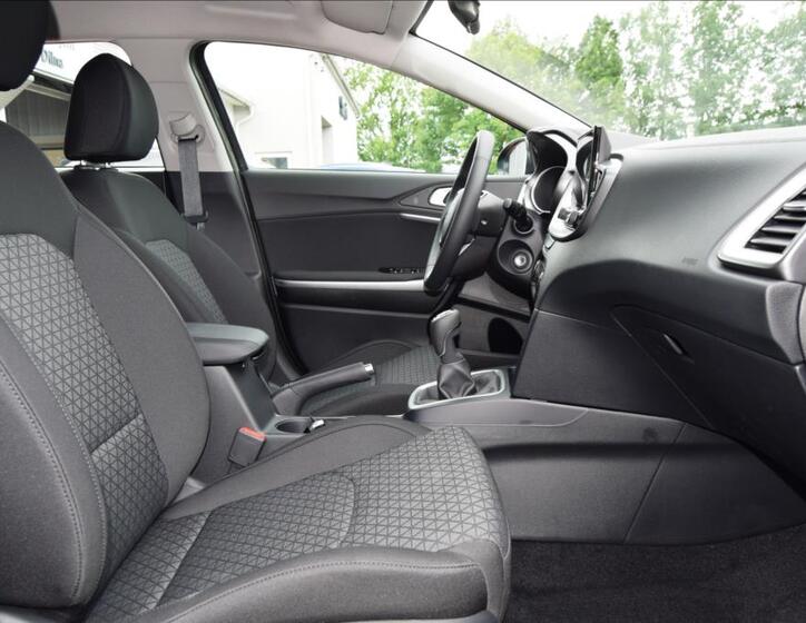 KIA Ceed 4