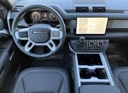 Land Rover Defender 16