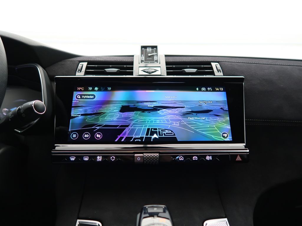 DS Automobiles DS7 Crossback