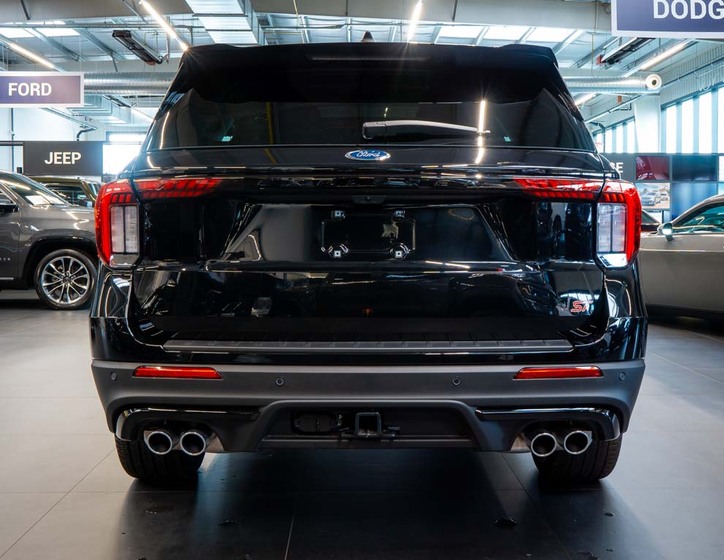 Ford Explorer 4
