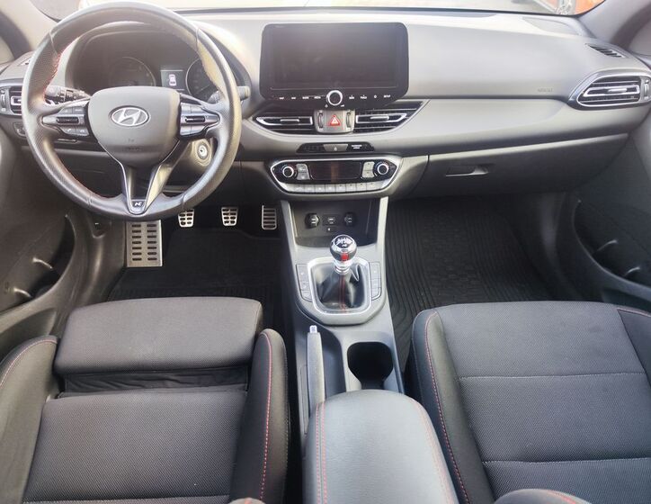 Hyundai i30 12