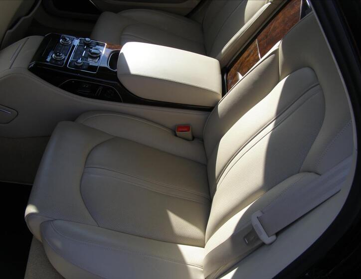 Audi A8 22