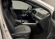 Mercedes-Benz GLA 7