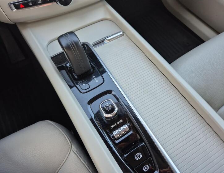 Volvo XC60 18