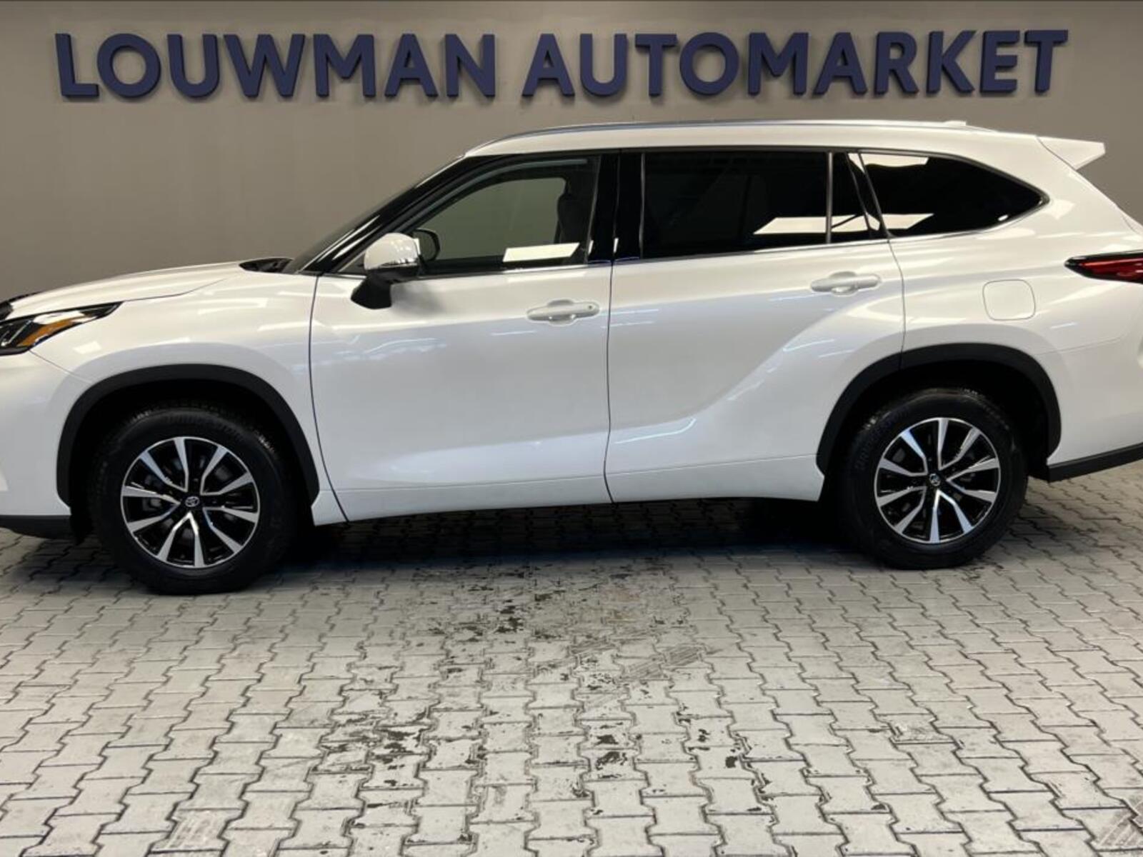 Toyota Highlander 3